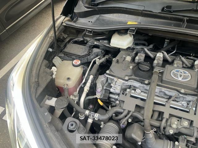 Toyota C-HR 2017-12 8034811-12
