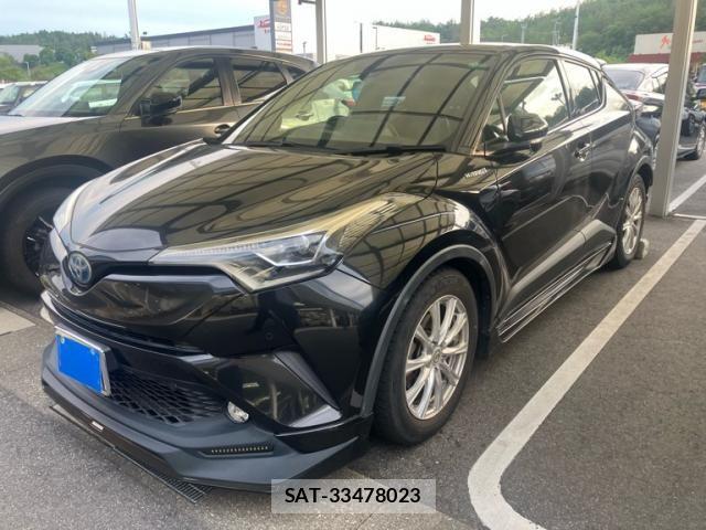 Toyota C-HR 2017-12 8034811-1