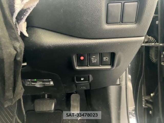 Toyota C-HR 2017-12 8034811-22