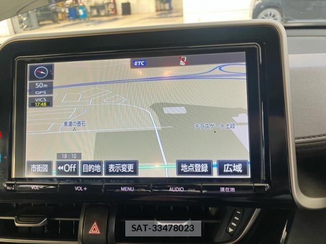 Toyota C-HR 2017-12 8034811-24