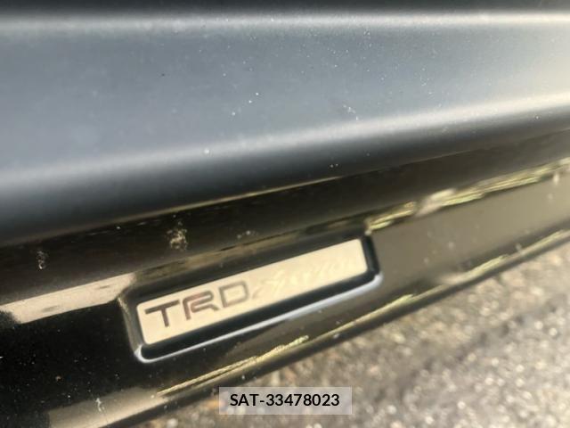 Toyota C-HR 2017-12 8034811-29