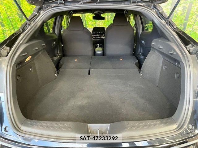 Toyota C-HR 2018-01 8034812-9