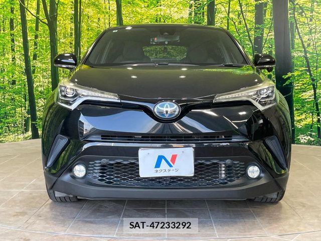 Toyota C-HR 2018-01 8034812-13