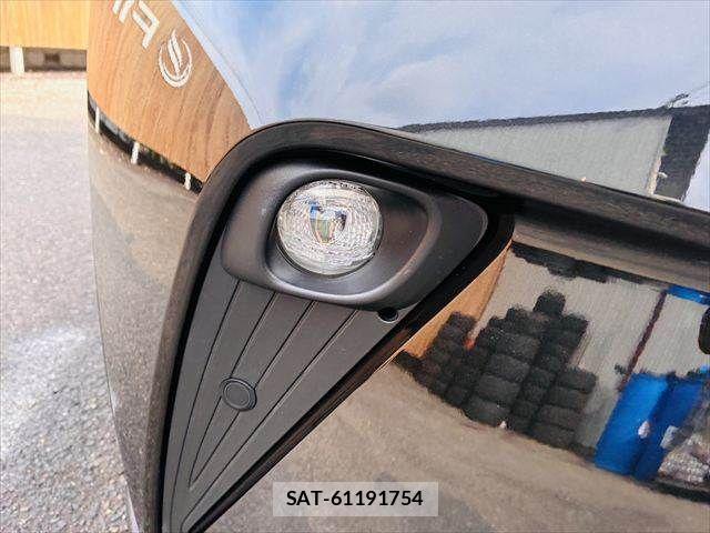 Toyota C-HR 2020-04 8034799-25