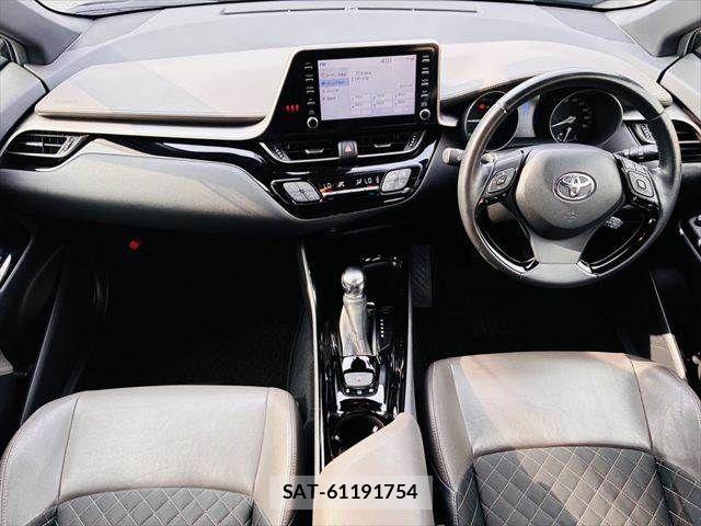 Toyota C-HR 2020-04 8034799-2