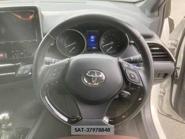 Toyota C-HR 2019-08 8034798-14