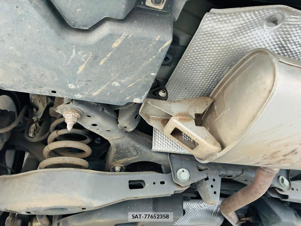 Toyota C-HR 2017-08 7974301-31