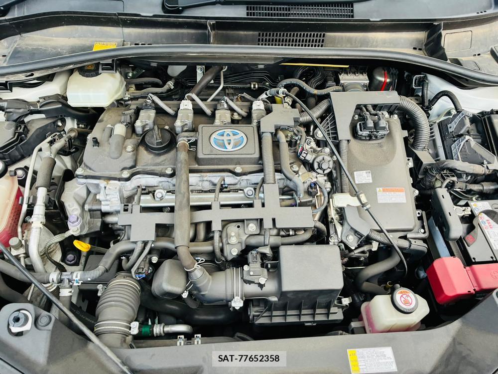 Toyota C-HR 2017-08 7974301-34