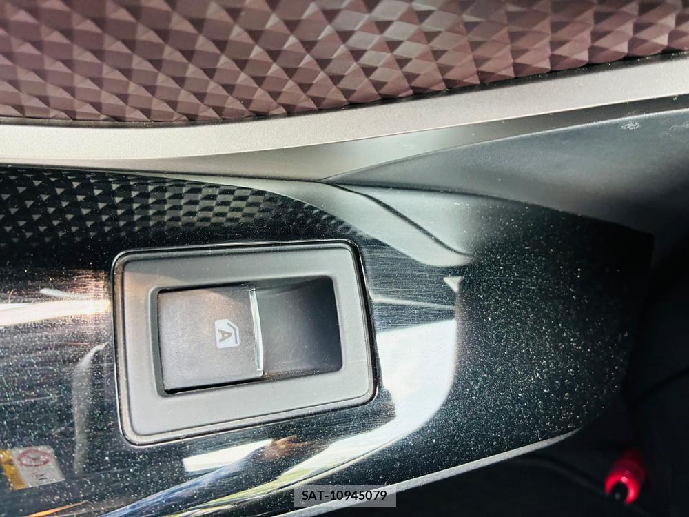 Toyota C-HR 2019-05 7367043-23