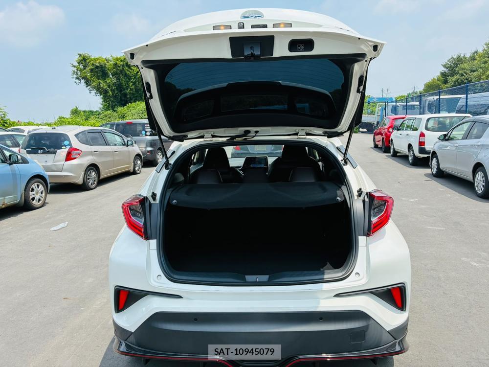 Toyota C-HR 2019-05 7367043-26