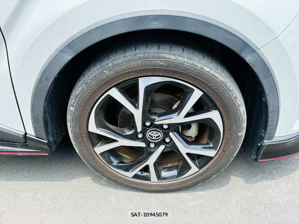 Toyota C-HR 2019-05 7367043-28