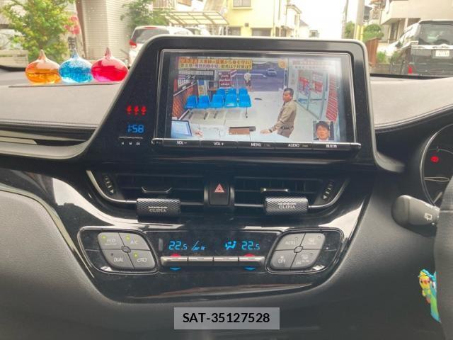 Toyota C-HR 2017-06 8073227-27