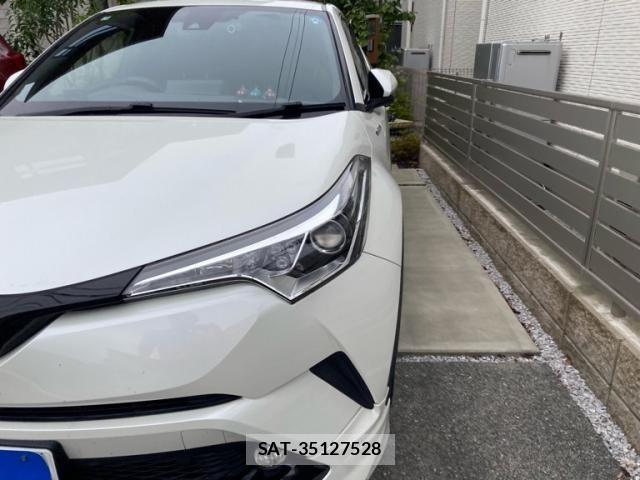 Toyota C-HR 2017-06 8073227-3