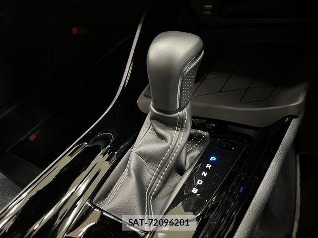 Toyota C-HR 2019-11 8073219-9