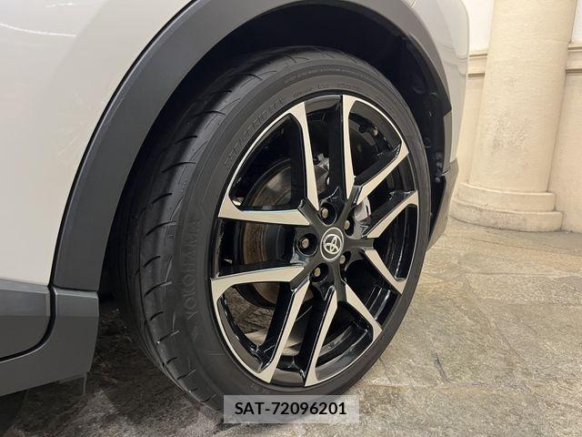 Toyota C-HR 2019-11 8073219-12