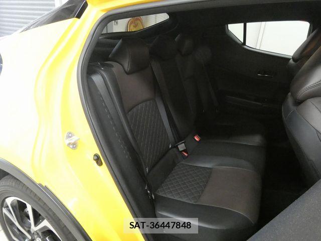 Toyota C-HR 2017-07 8073225-11