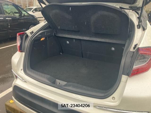 Toyota C-HR 2019-04 8073224-15