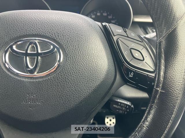 Toyota C-HR 2019-04 8073224-17