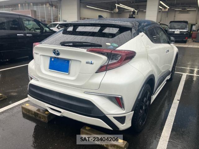 Toyota C-HR 2019-04 8073224-2