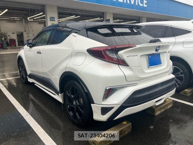 Toyota C-HR 2019-04 8073224-3