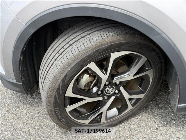 Toyota C-HR 2017-03 8073226-14