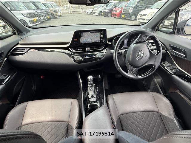 Toyota C-HR 2017-03 8073226-26
