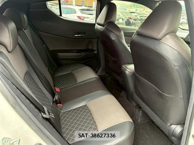 Toyota C-HR 2020-03 8073220-15