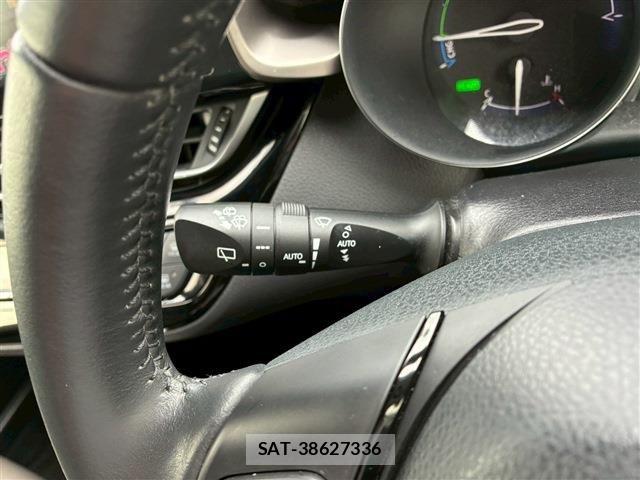 Toyota C-HR 2020-03 8073220-21