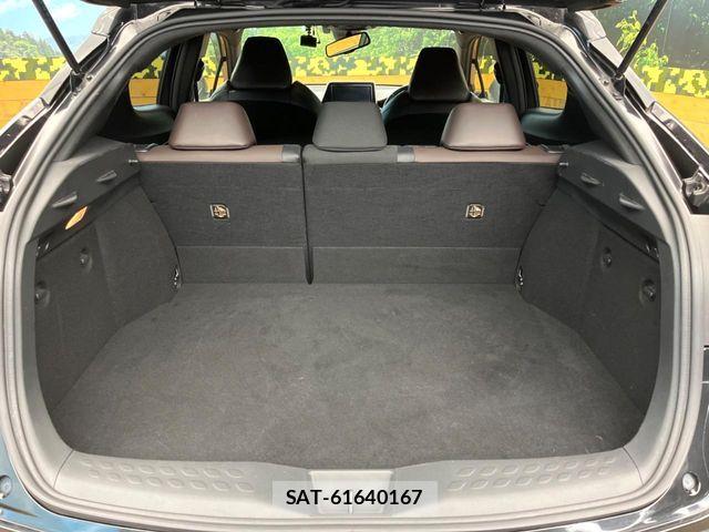 Toyota C-HR 2017-04 8098466-9