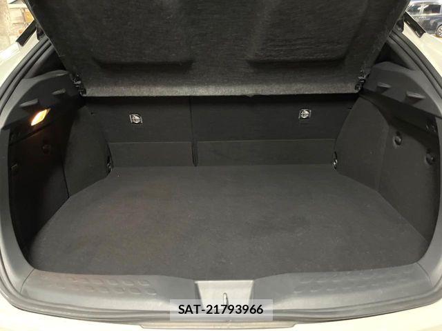 Toyota C-HR 2017-12 8098474-9