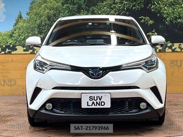 Toyota C-HR 2017-12 8098474-13