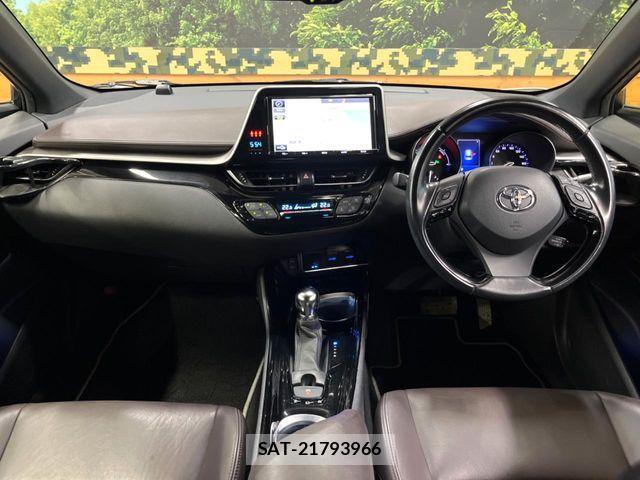 Toyota C-HR 2017-12 8098474-1