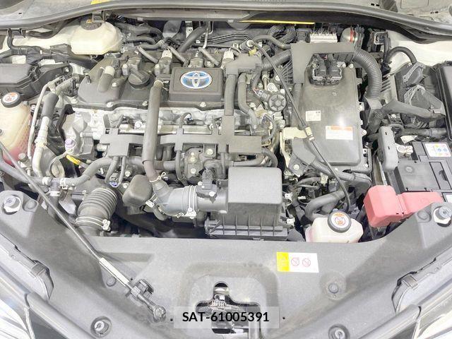Toyota C-HR 2017-12 8098468-17