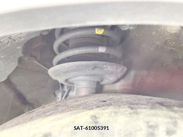 Toyota C-HR 2017-12 8098468-19
