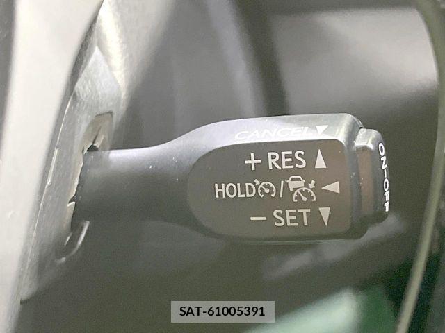 Toyota C-HR 2017-12 8098468-5