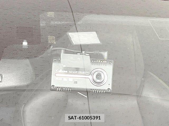 Toyota C-HR 2017-12 8098468-6