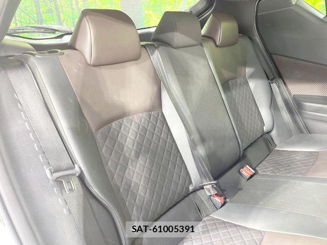 Toyota C-HR 2017-12 8098468-8