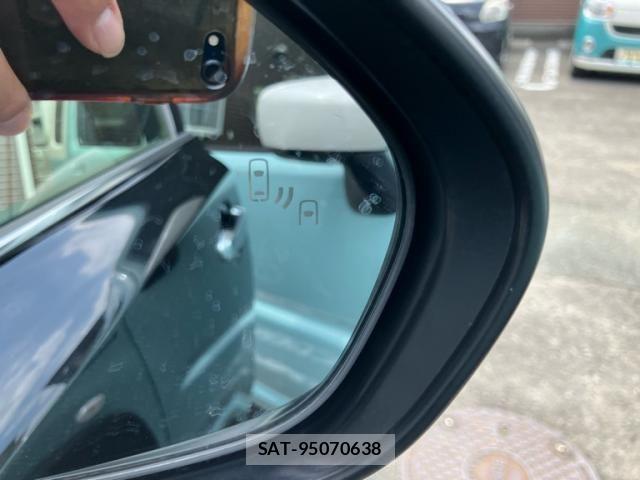 Toyota C-HR 2018-02 8098473-26