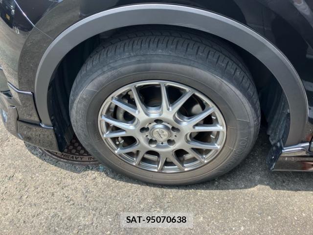 Toyota C-HR 2018-02 8098473-8