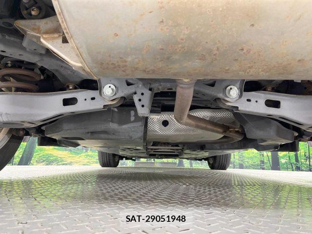 Toyota C-HR 2017-06 8098472-18