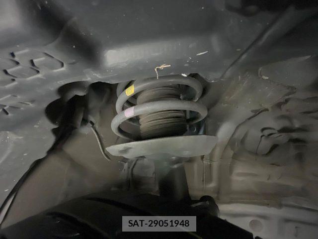 Toyota C-HR 2017-06 8098472-19
