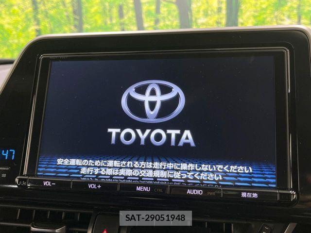 Toyota C-HR 2017-06 8098472-2