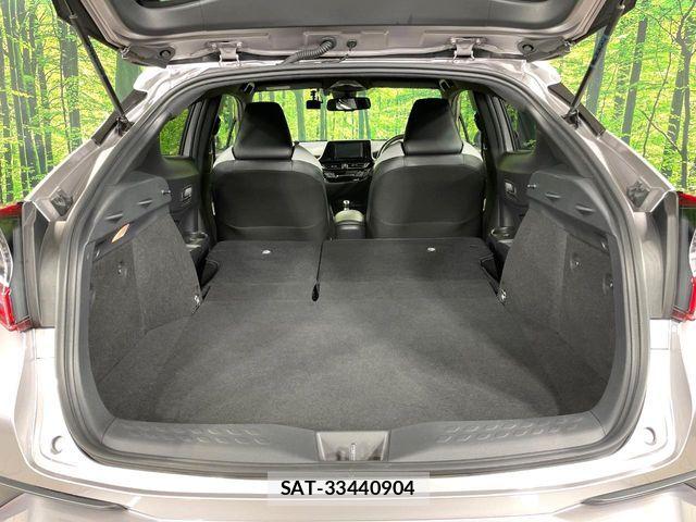 Toyota C-HR 2019-02 8098465-9
