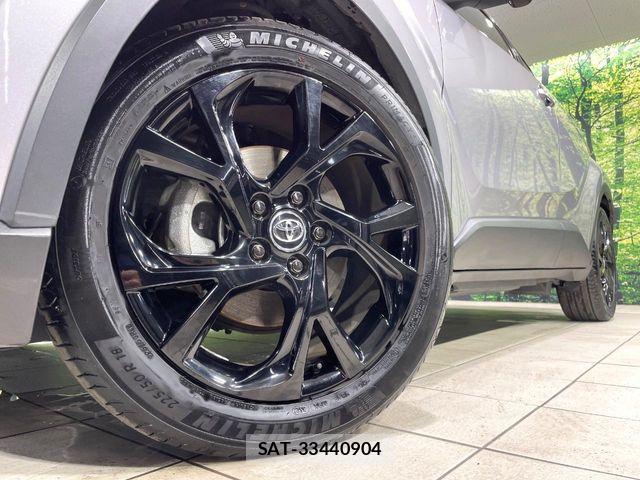 Toyota C-HR 2019-02 8098465-12
