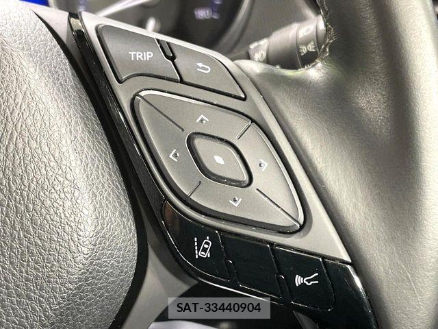 Toyota C-HR 2019-02 8098465-5
