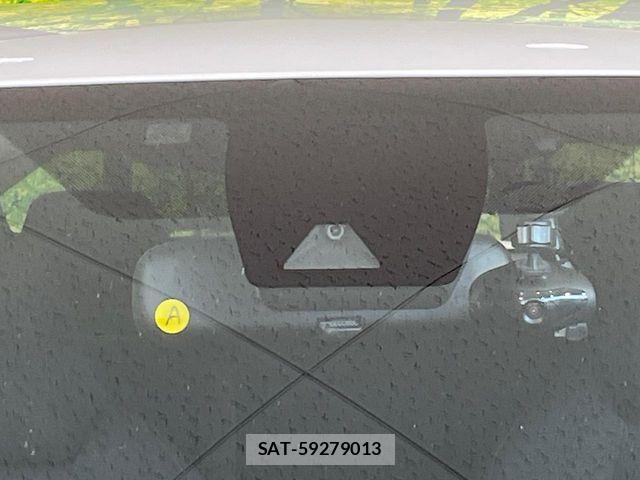 Toyota C-HR 2018-01 8098469-2