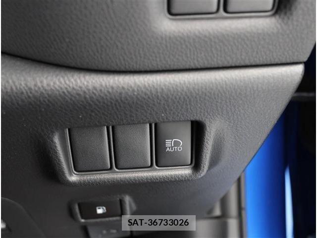 Toyota C-HR 2020-03 8098461-11