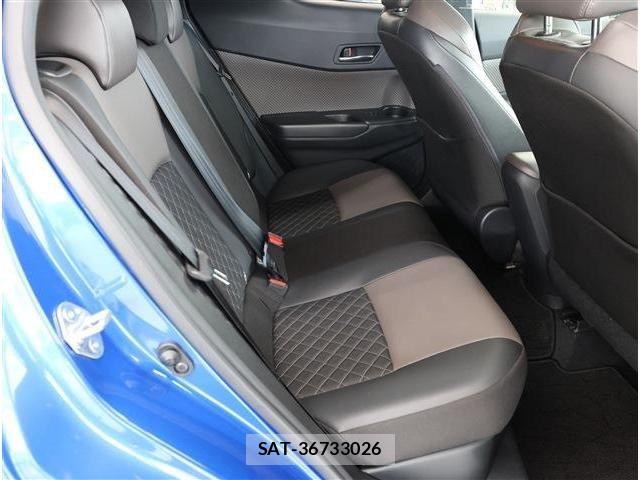 Toyota C-HR 2020-03 8098461-15