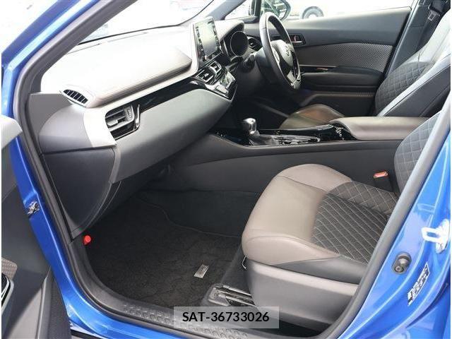 Toyota C-HR 2020-03 8098461-16