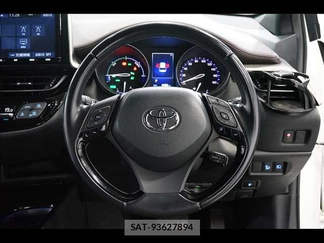 Toyota C-HR 2018-09 8098460-9